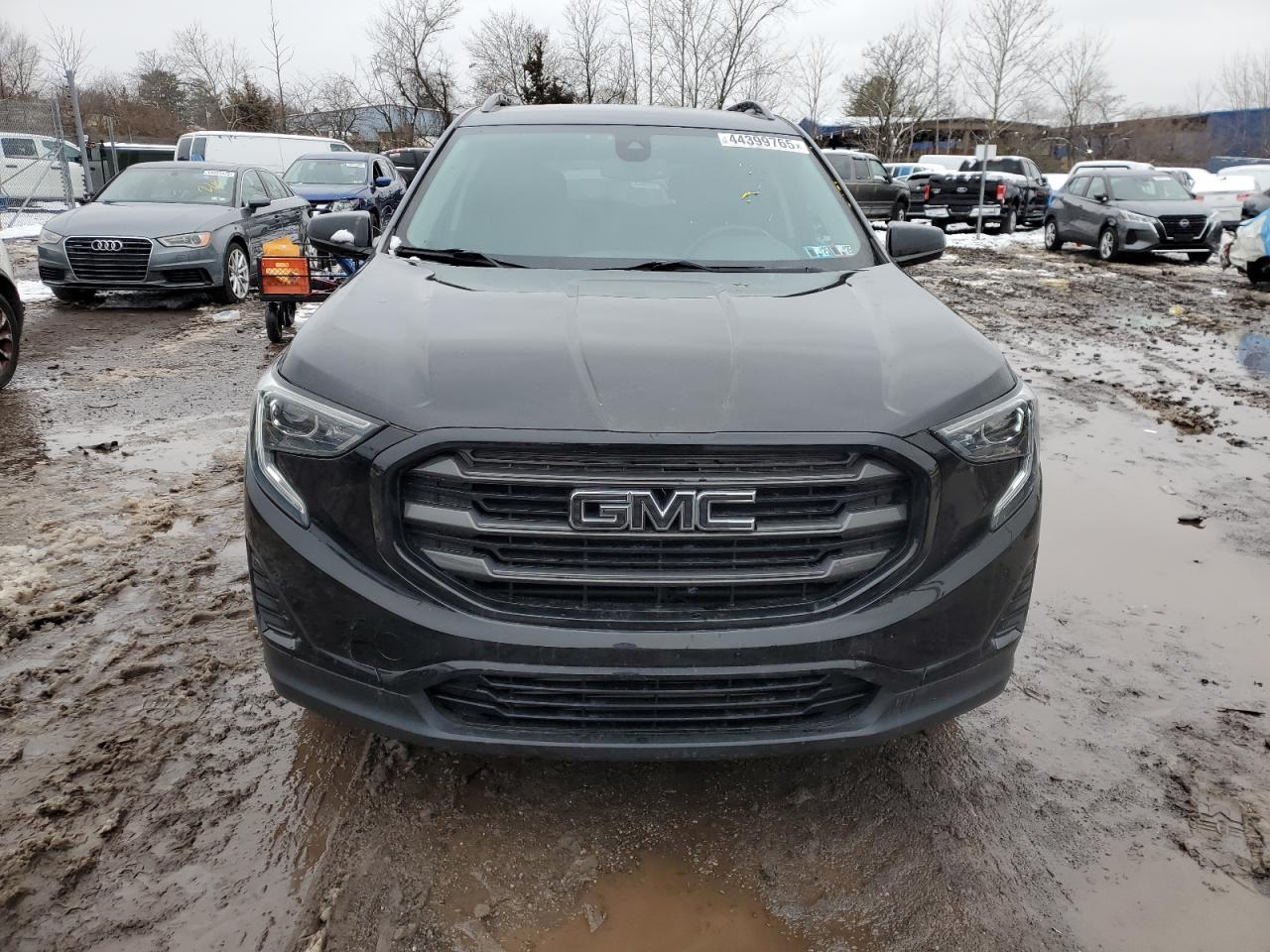 2020 GMC Terrain - Image 5
