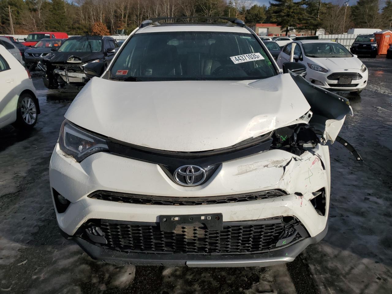 2016 Toyota RAV 4 - Image 5