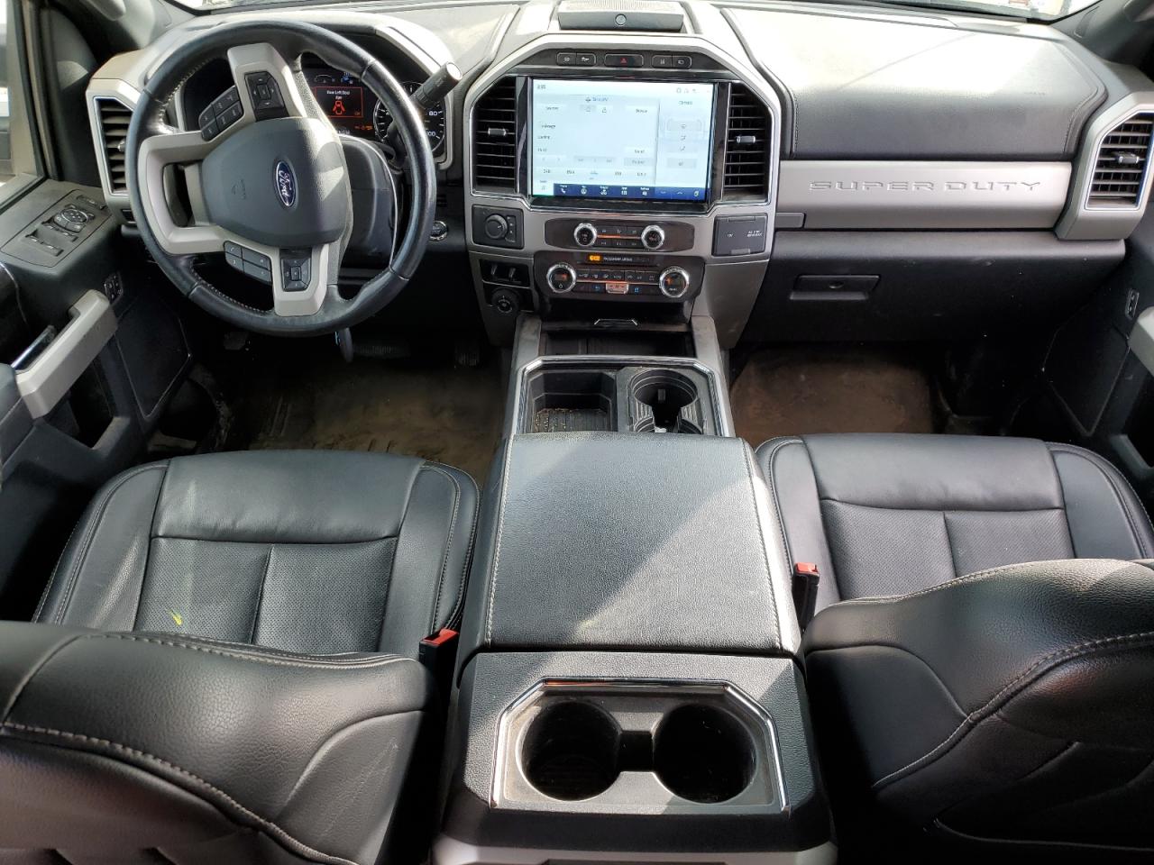 2022 Ford F450 - Image 8