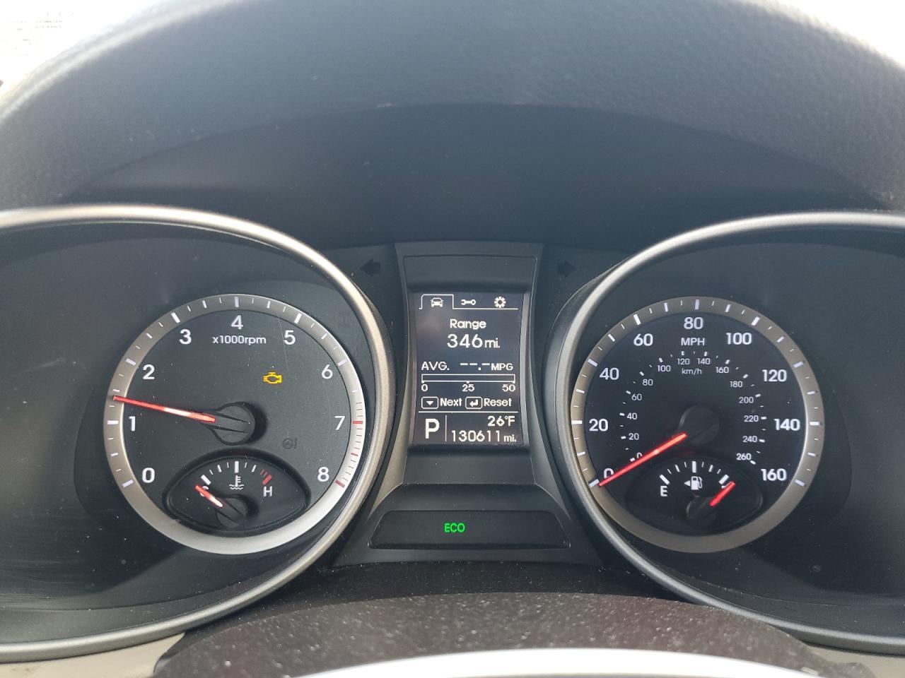 2013 Hyundai Santa Fe - Image 9