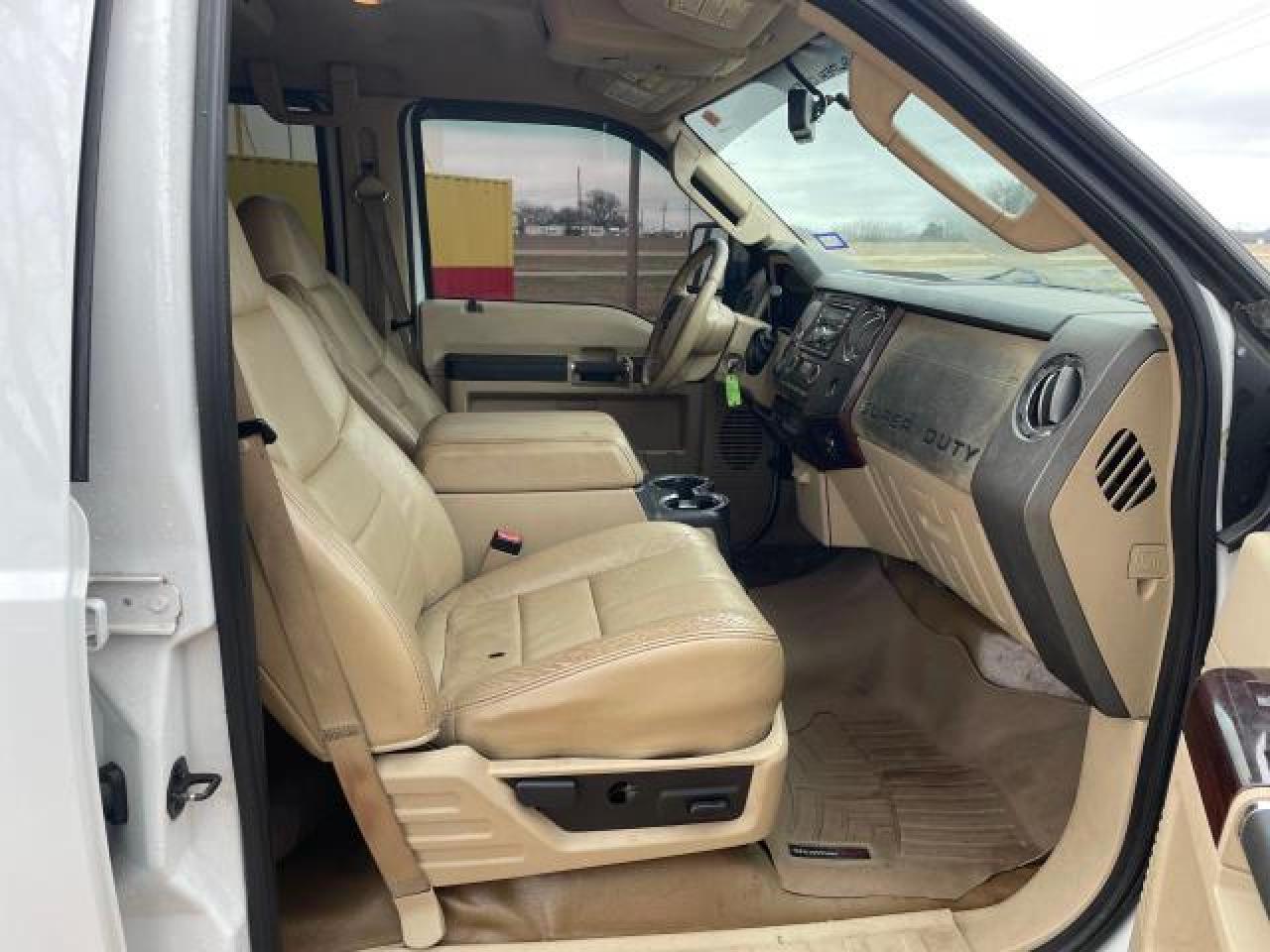 2010 Ford F350 - Image 5