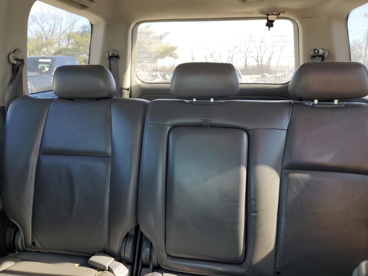 2004 Honda Pilot - Image 10
