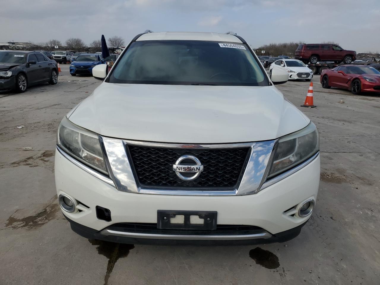 2014 Nissan Pathfinder - Image 5
