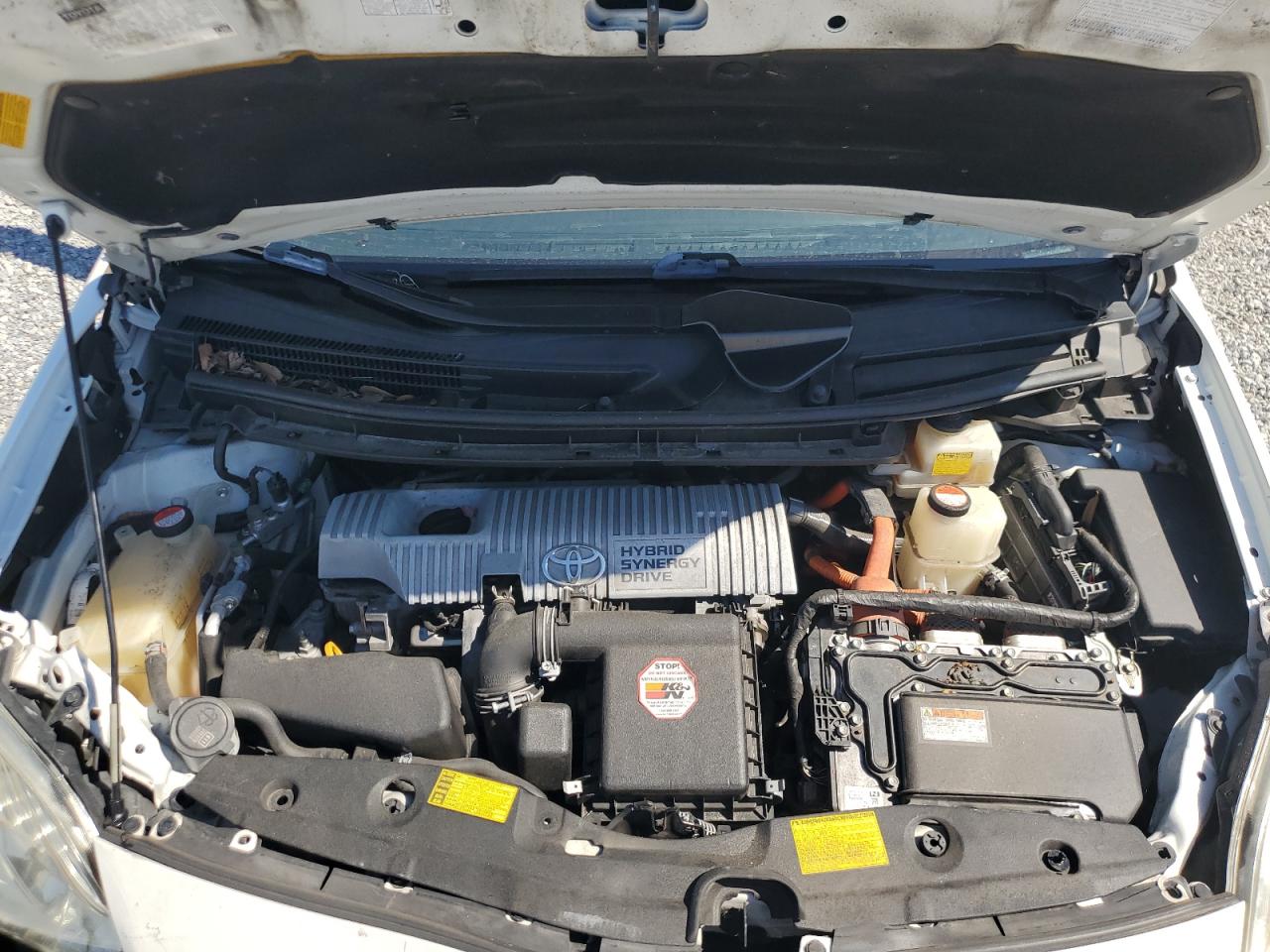 2014 Toyota Prius - Image 11
