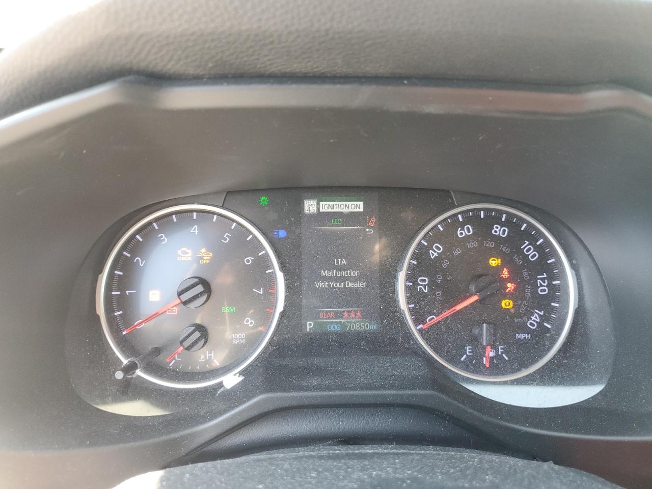 2T3W1RFV3KW014147 TOYOTA RAV4 2019
