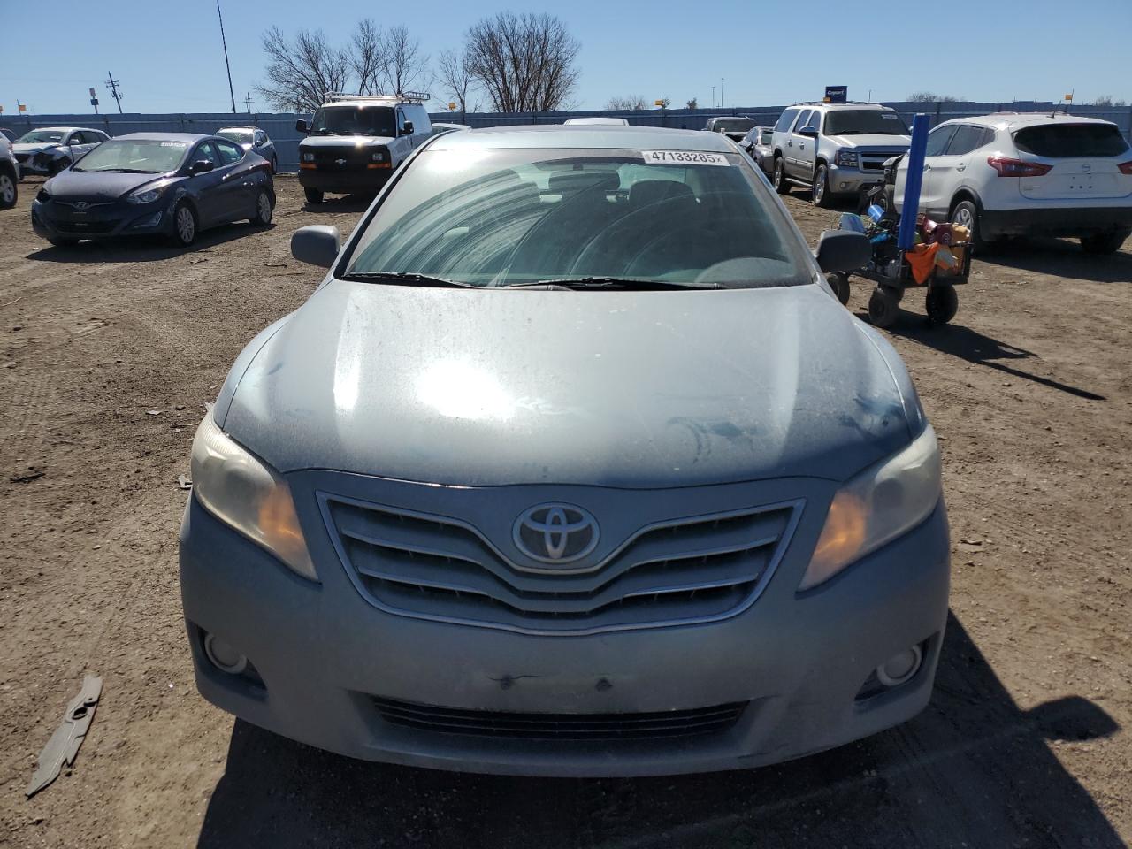 2010 Toyota Camry - Image 5
