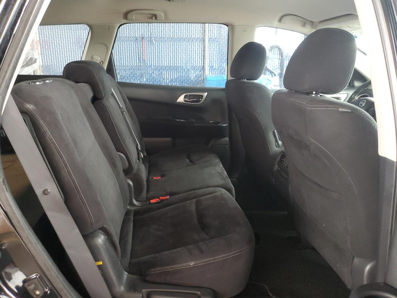 2014 Nissan Pathfinder - Image 11