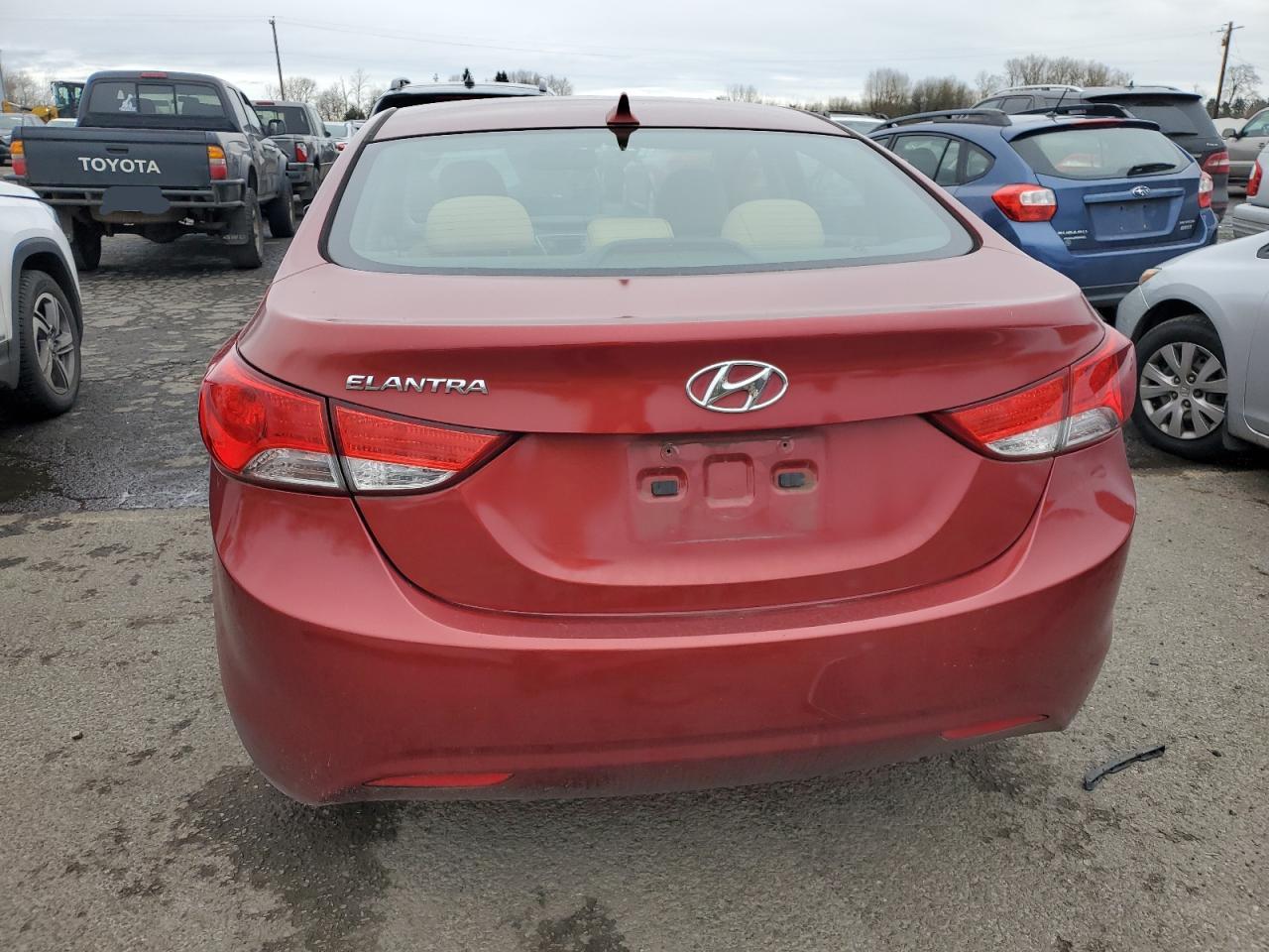 2013 Hyundai Elantra - Image 6