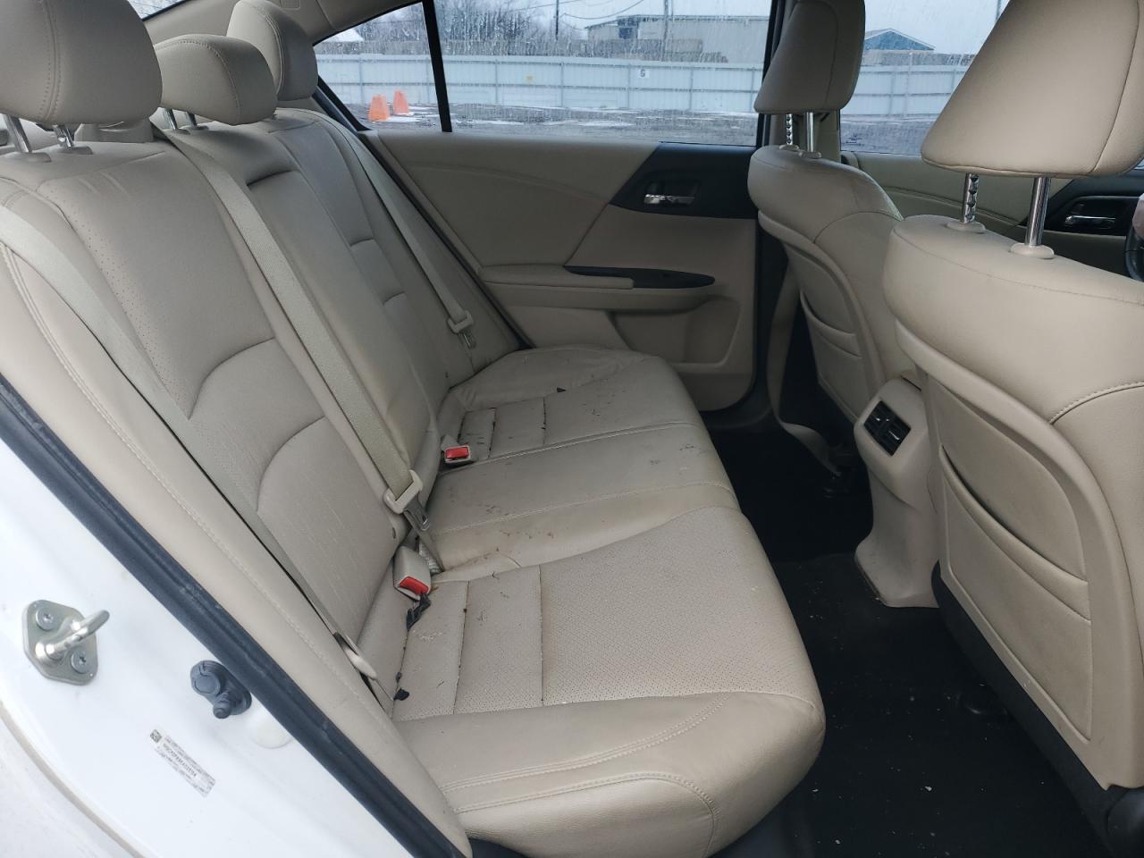 2014 Honda Accord - Image 10
