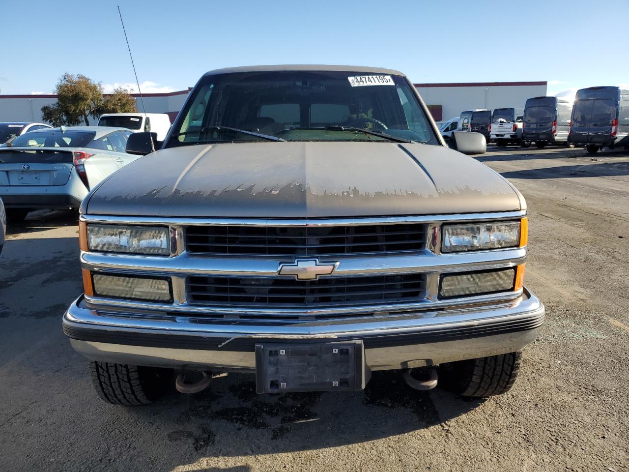 1996 Chevrolet Suburban - Image 5