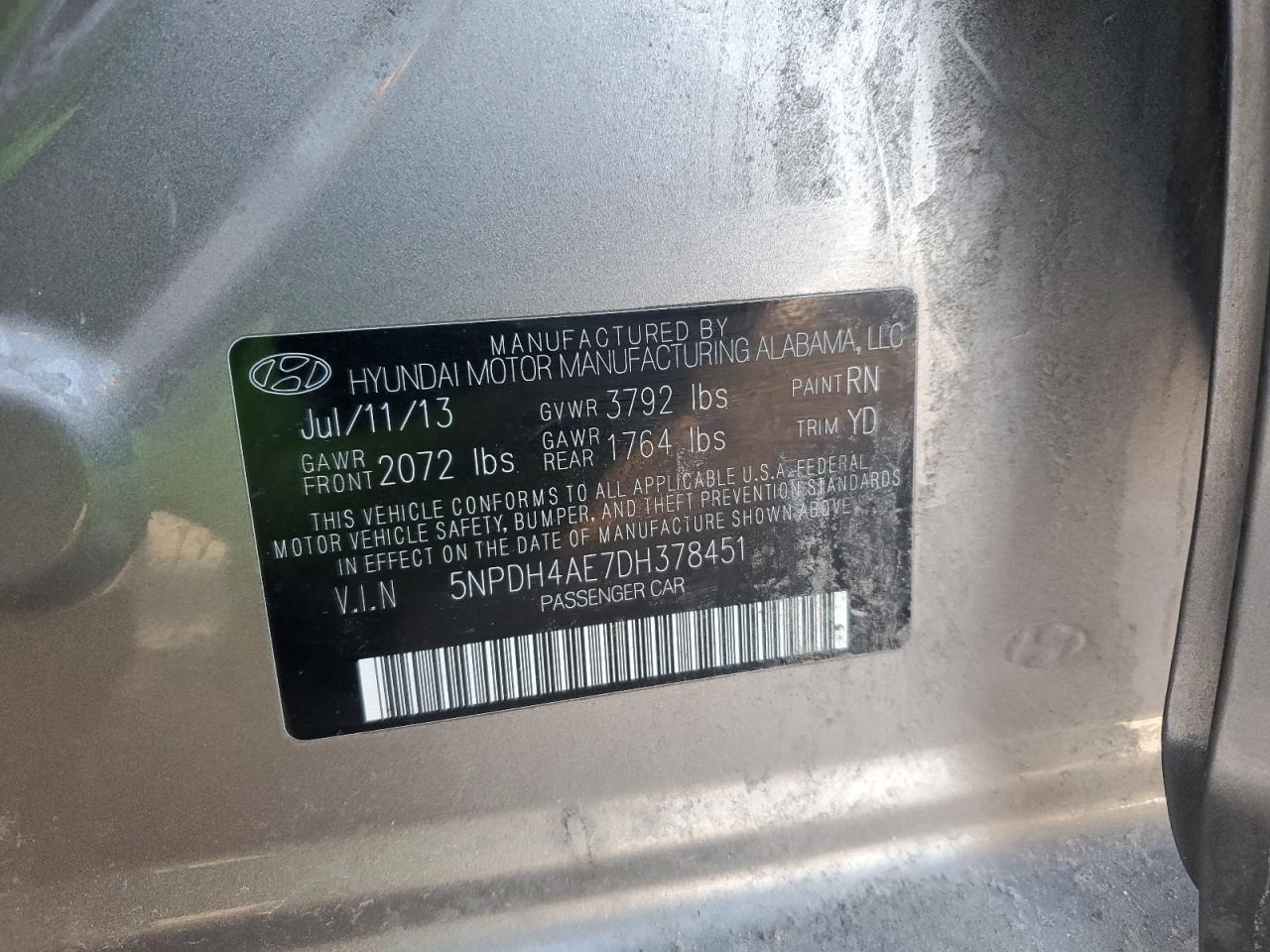 2013 Hyundai Elantra - Image 12