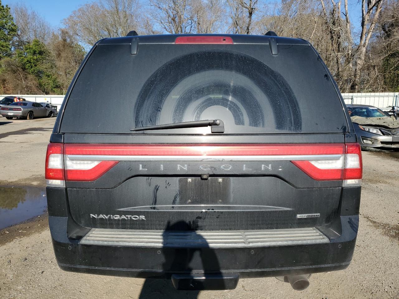 2015 Lincoln Navigator - Image 6