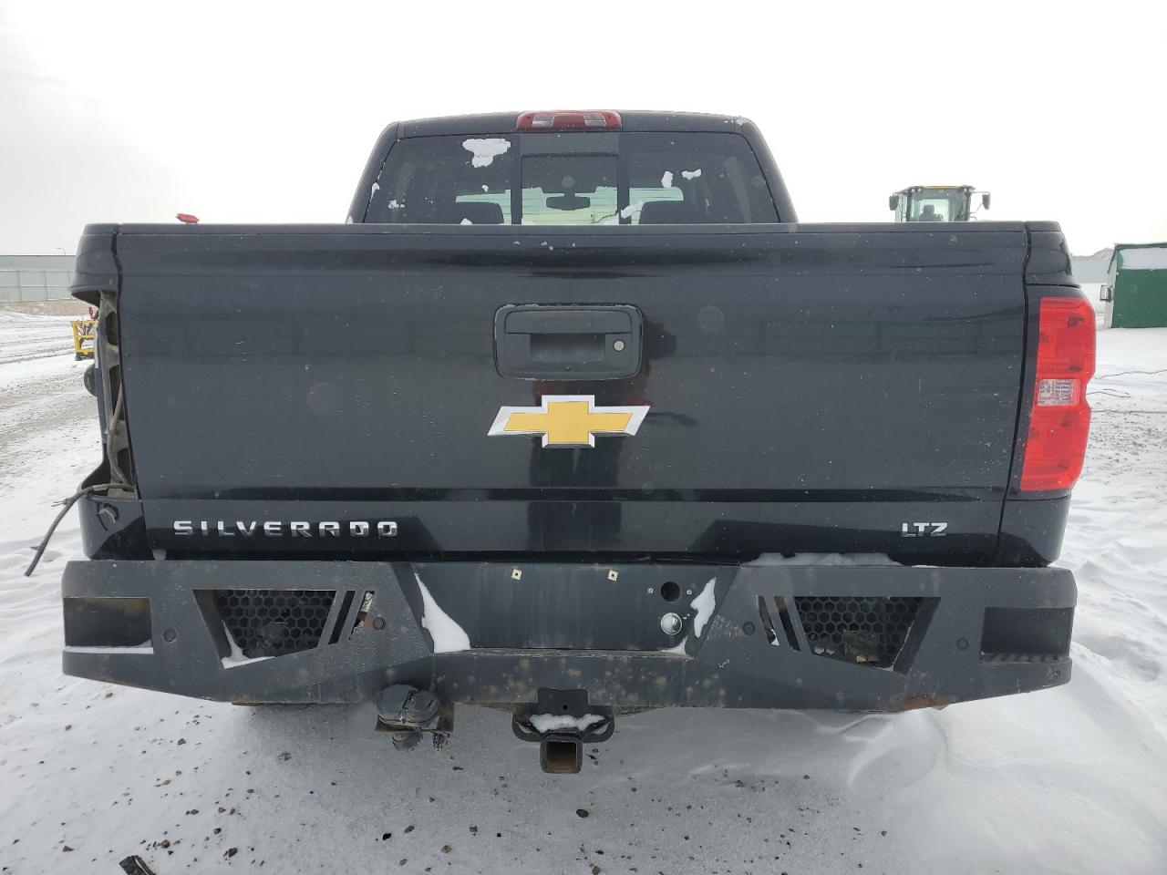 2018 Chevrolet Silverado - Image 6