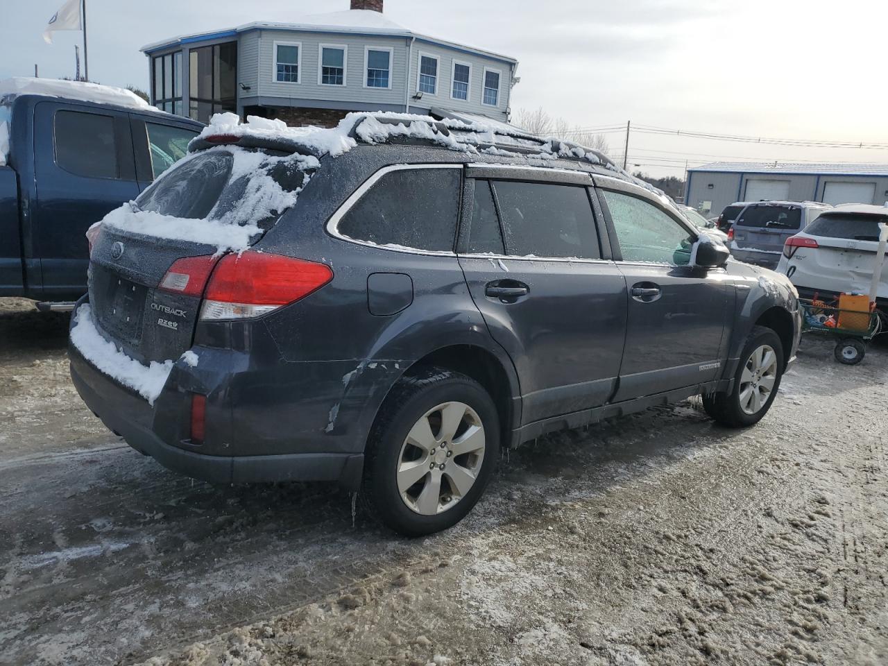 2012 Subaru Outback - Image 3