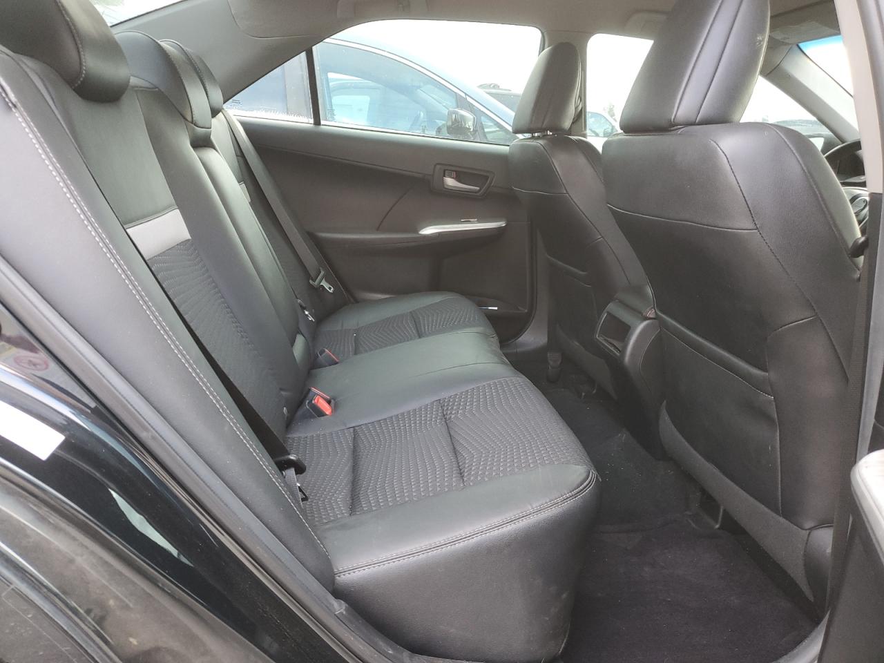 2012 Toyota Camry - Image 10