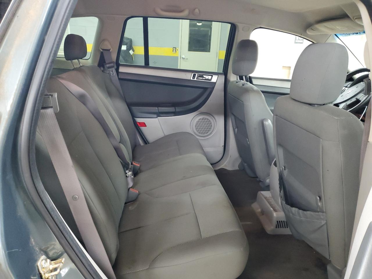 2007 Chrysler Pacifica - Image 11