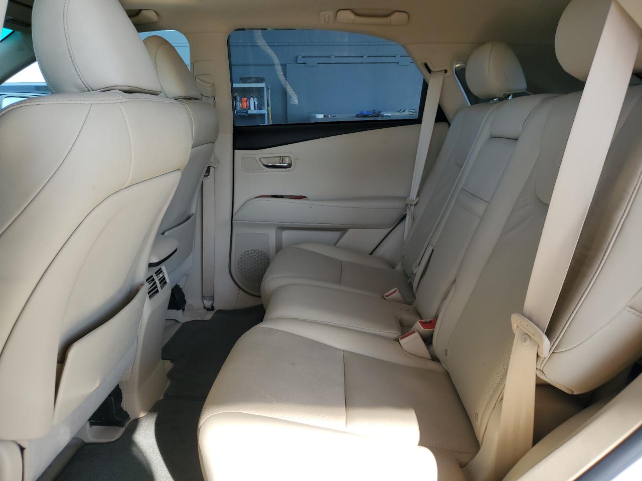 2011 Lexus RX - Image 11