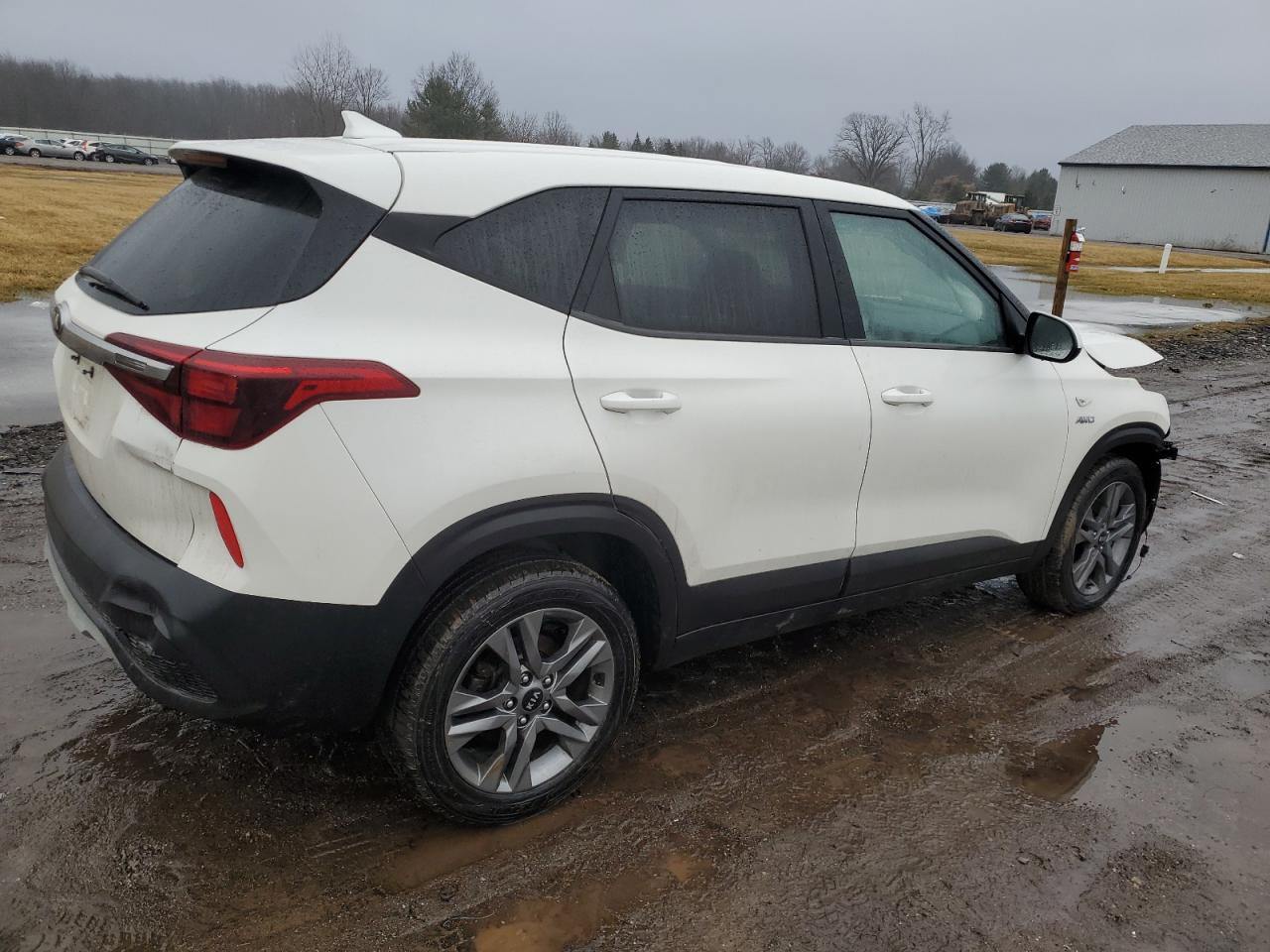 2021 Kia Seltos - Image 3