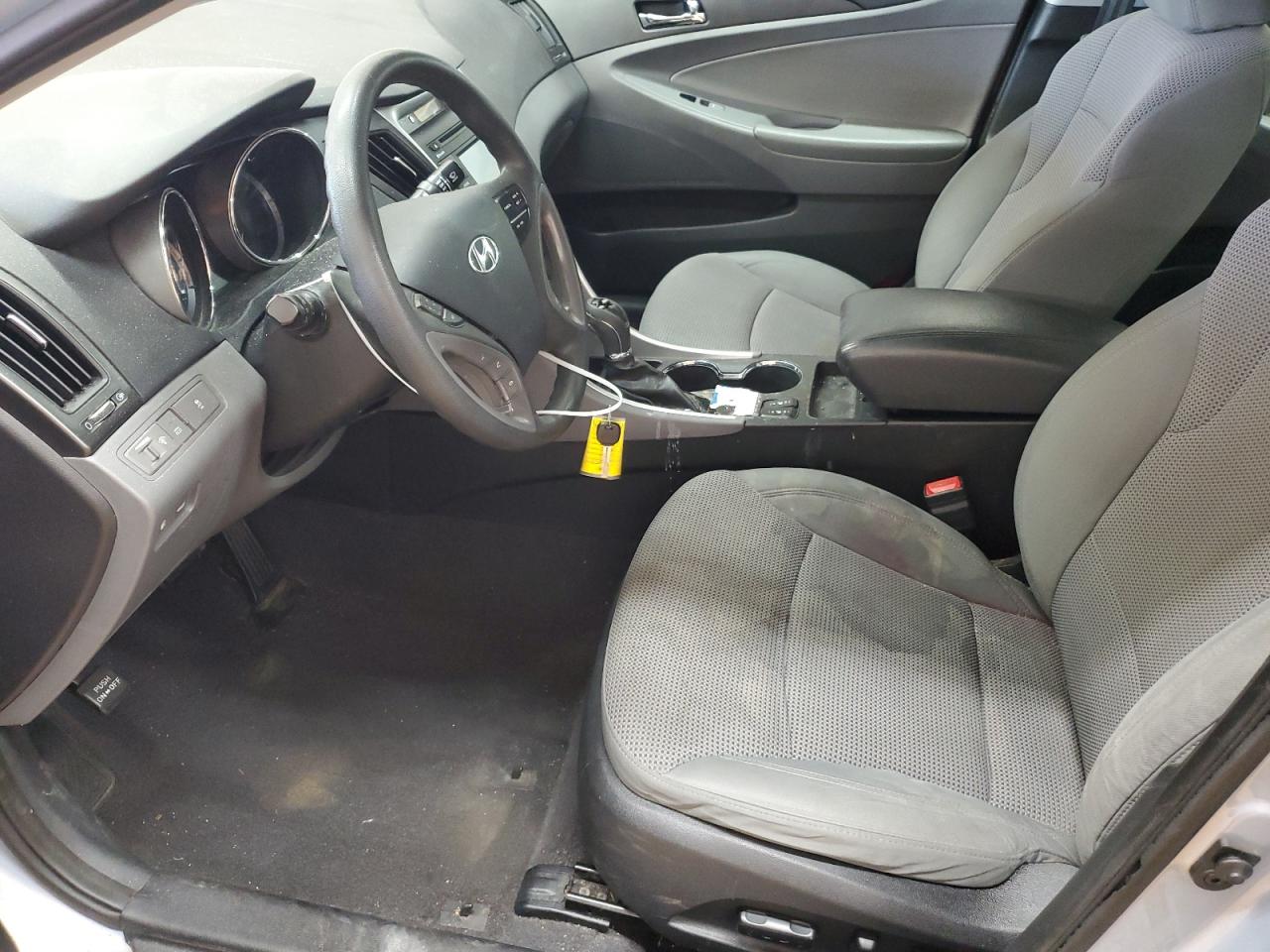 2014 Hyundai Sonata - Image 7