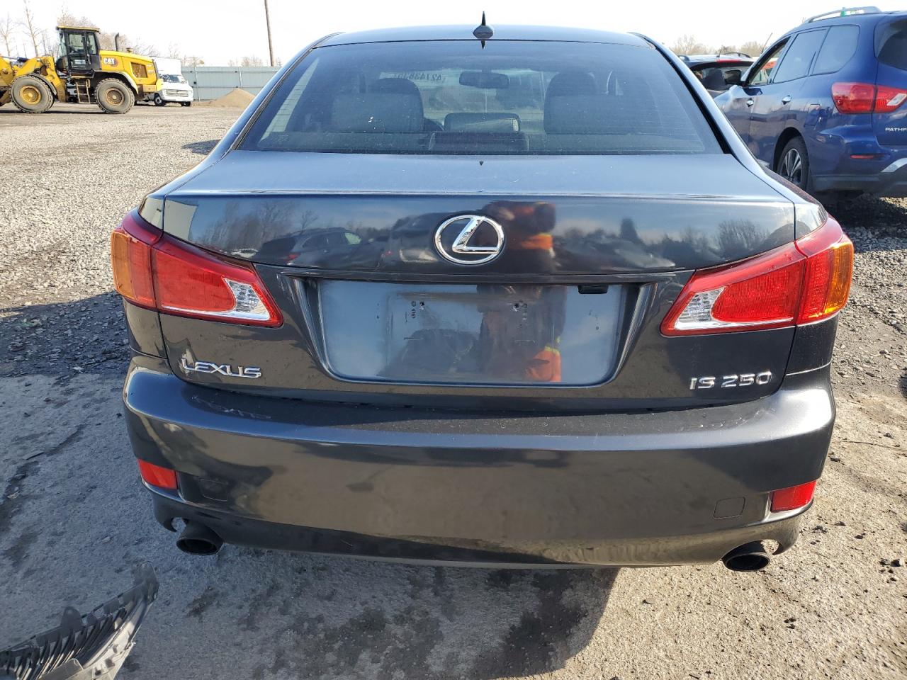 2009 Lexus IS - Image 6