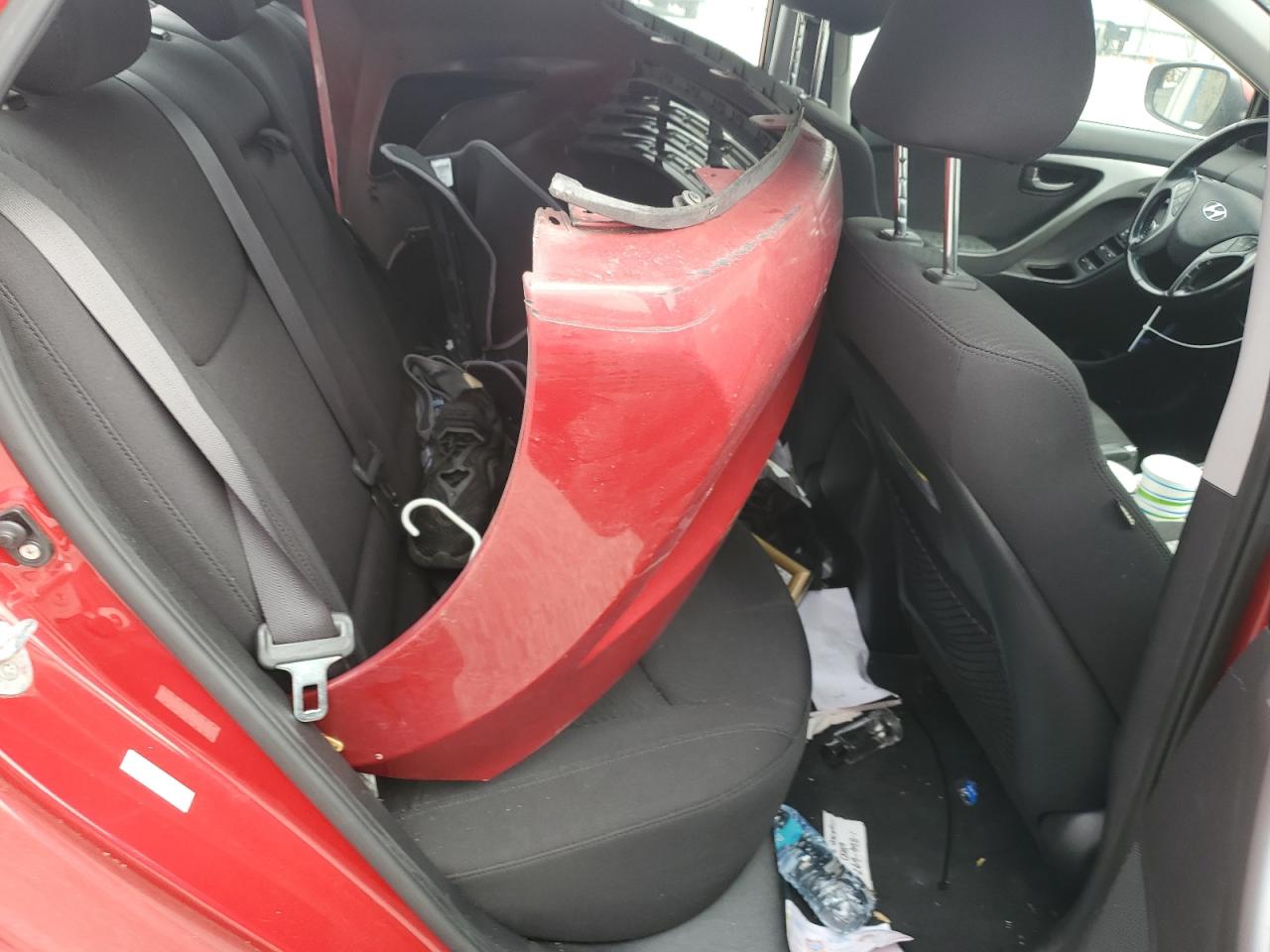 2015 Hyundai Elantra - Image 10