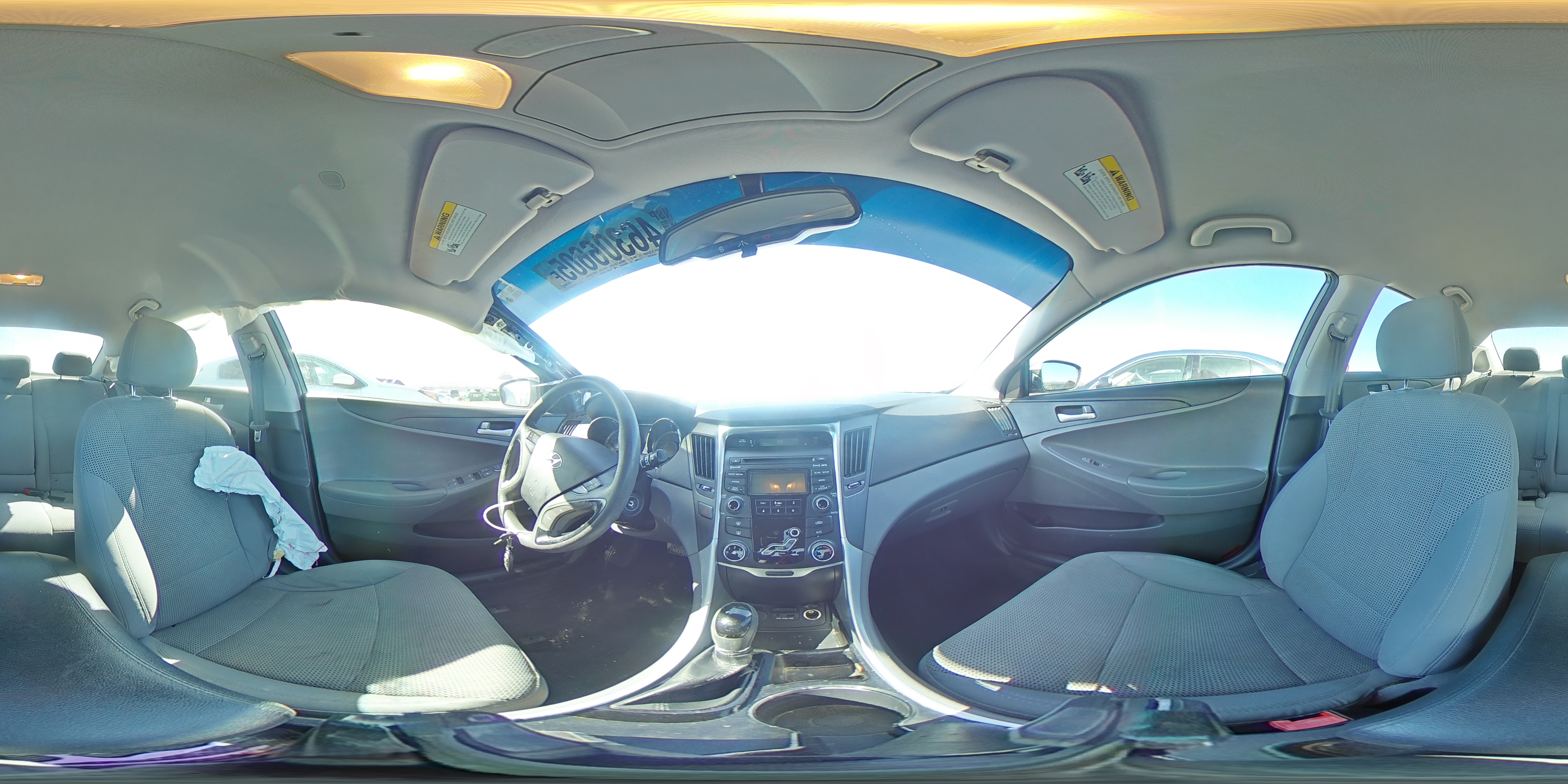 2013 Hyundai Sonata - Image 13