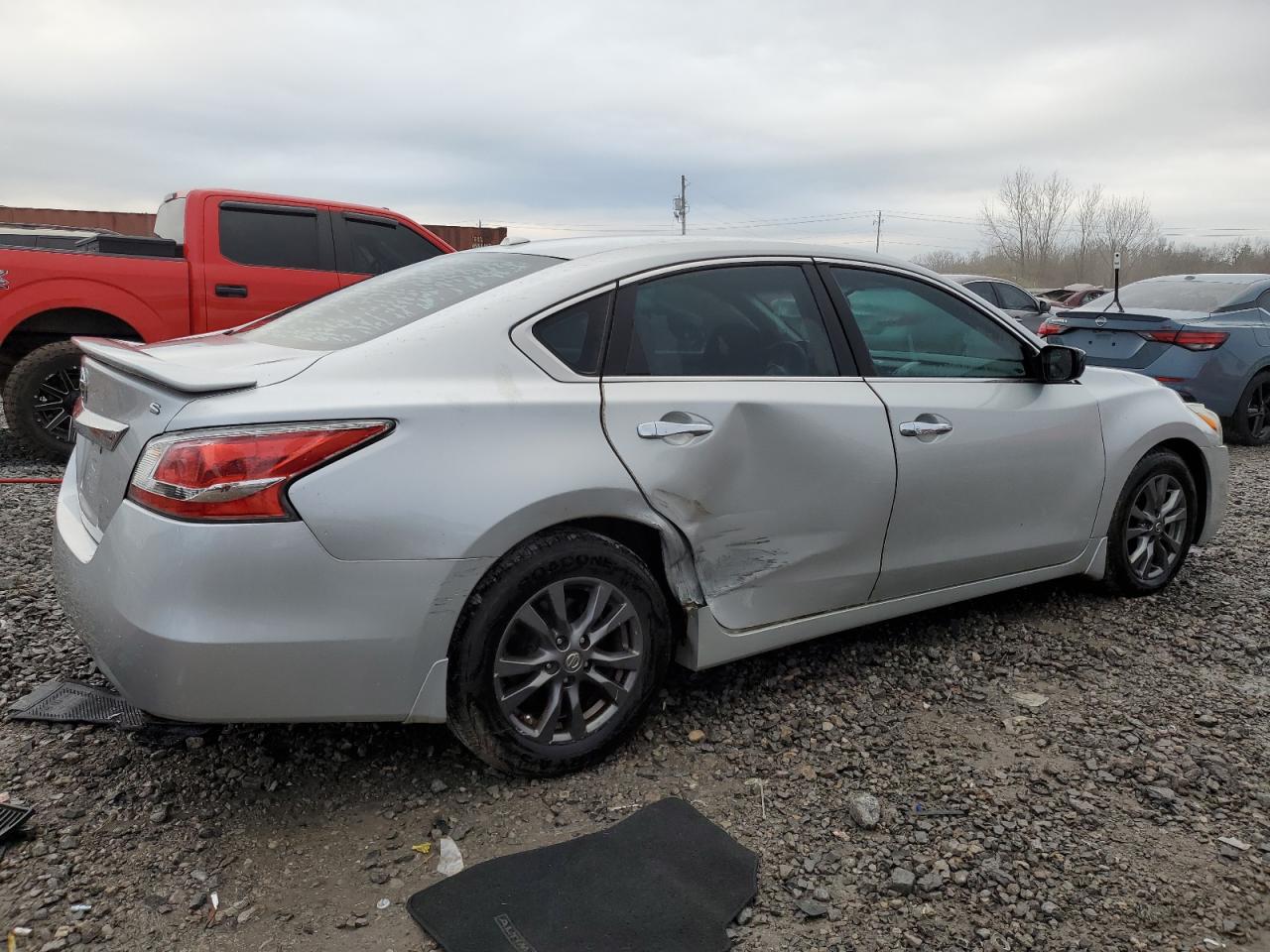 2015 Nissan Altima - Image 3