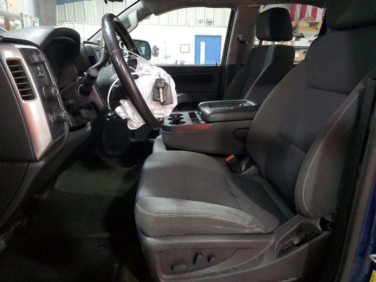 2016 Chevrolet Silverado - Image 7