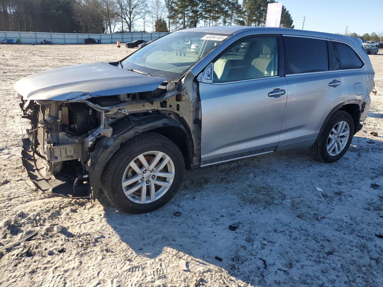 2015 Toyota Highlander - Image 1