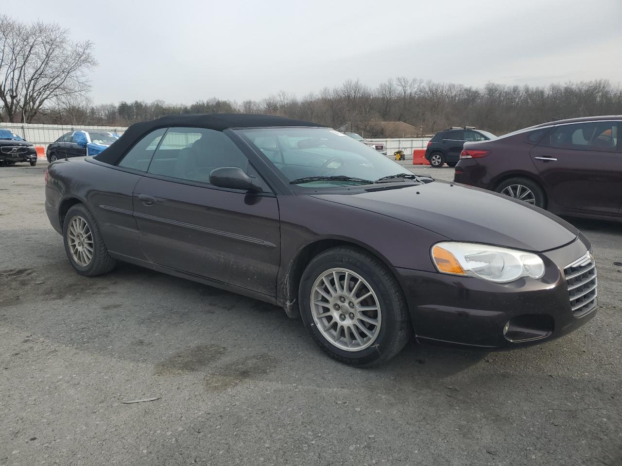 2004 Chrysler Sebring - Image 4
