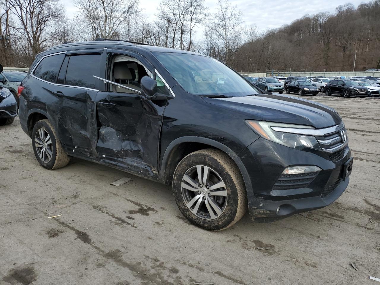 2018 Honda Pilot - Image 4