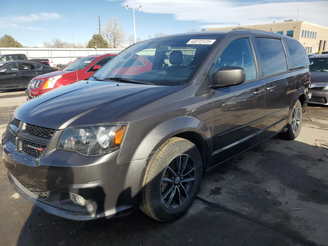 2017 Dodge Caravan - Image 1