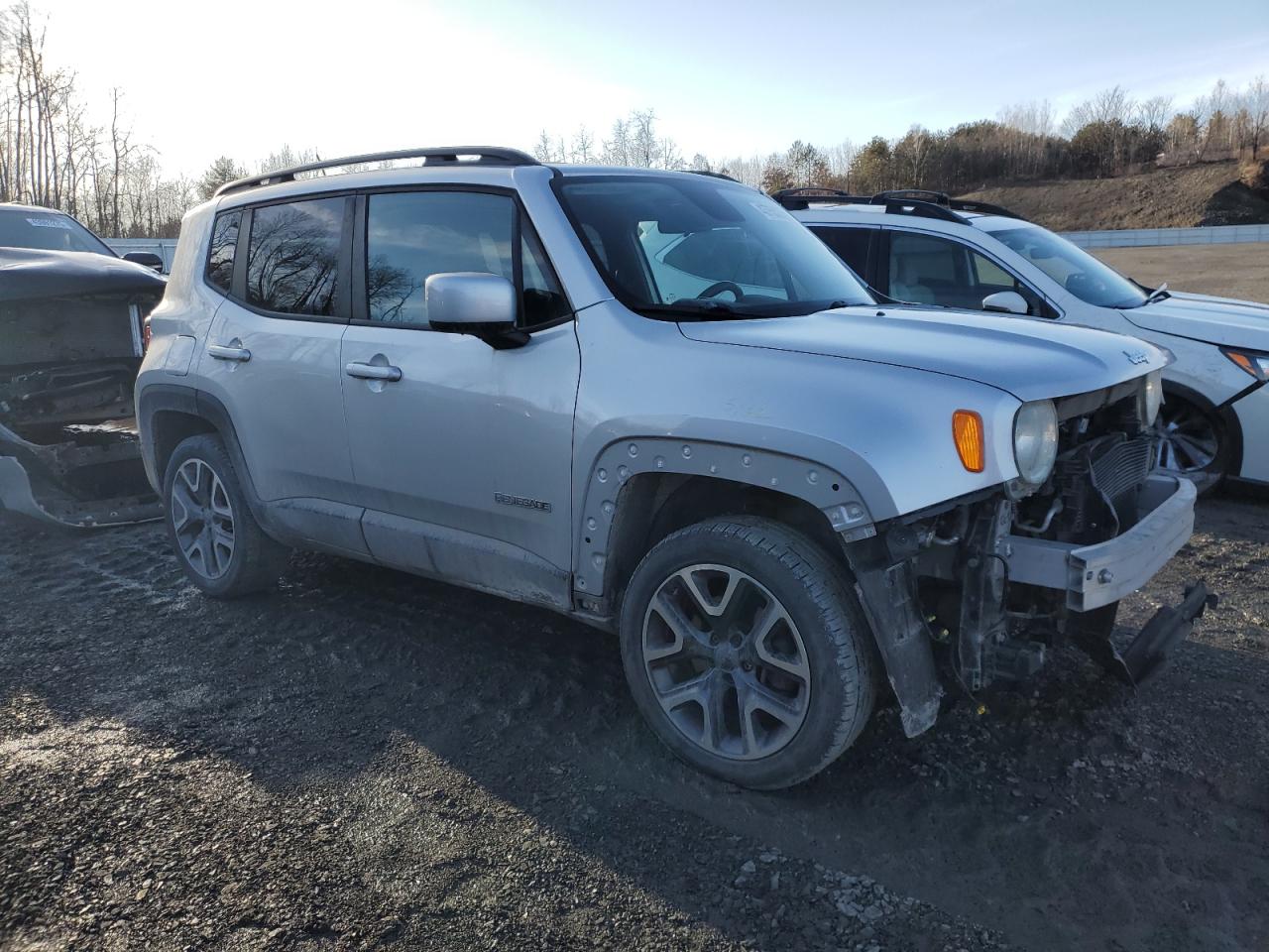 2015 Jeep Renegade - Image 4