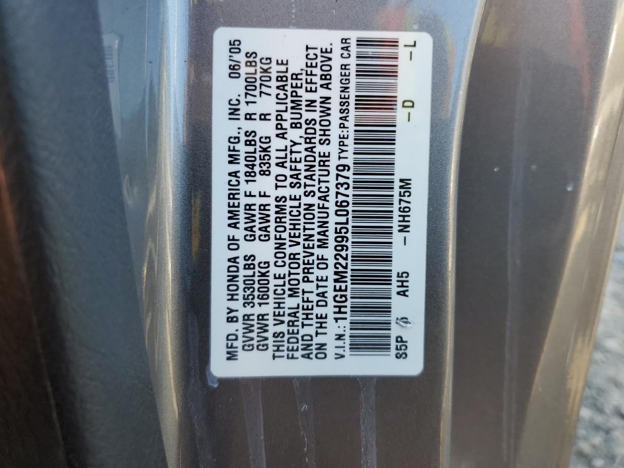 2005 Honda Civic - Image 13