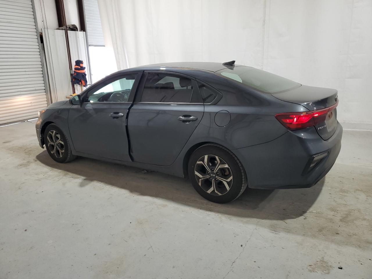 2020 Kia Forte - Image 2