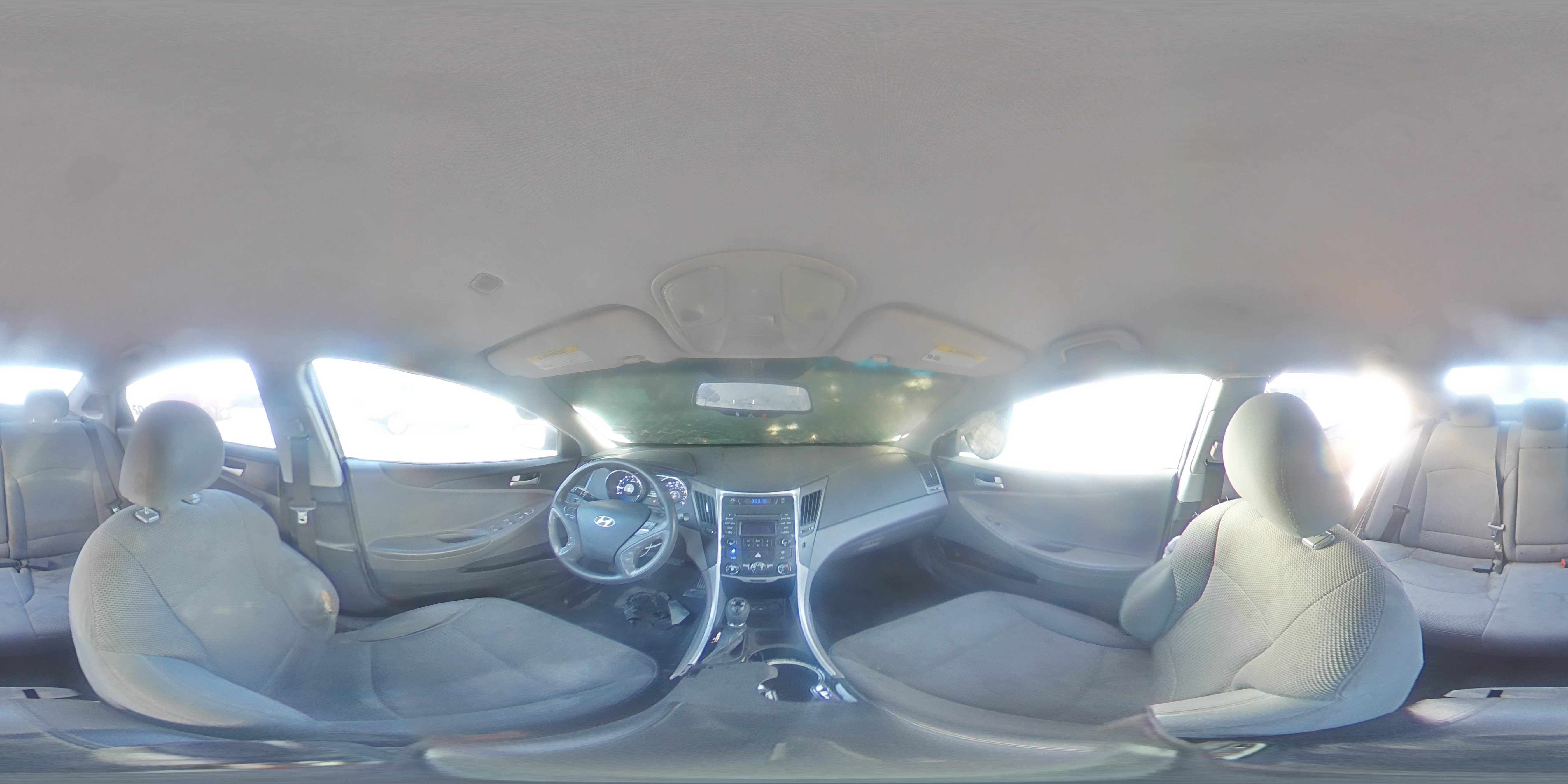 2014 Hyundai Sonata - Image 12