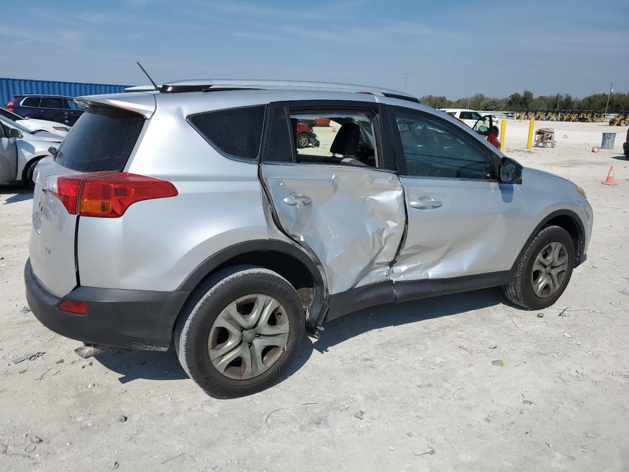 2013 Toyota RAV 4 - Image 3