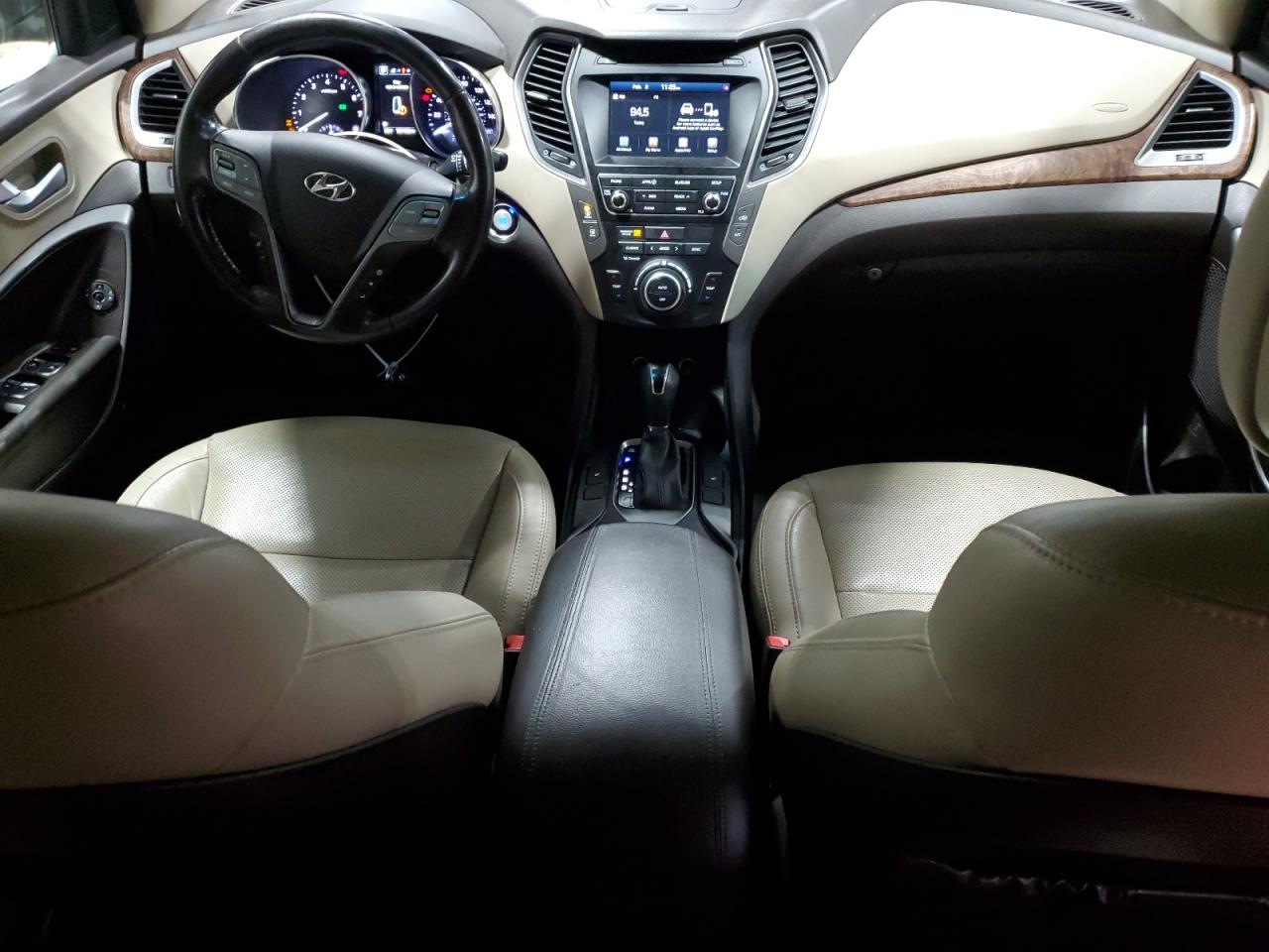 2018 Hyundai Santa Fe - Image 8