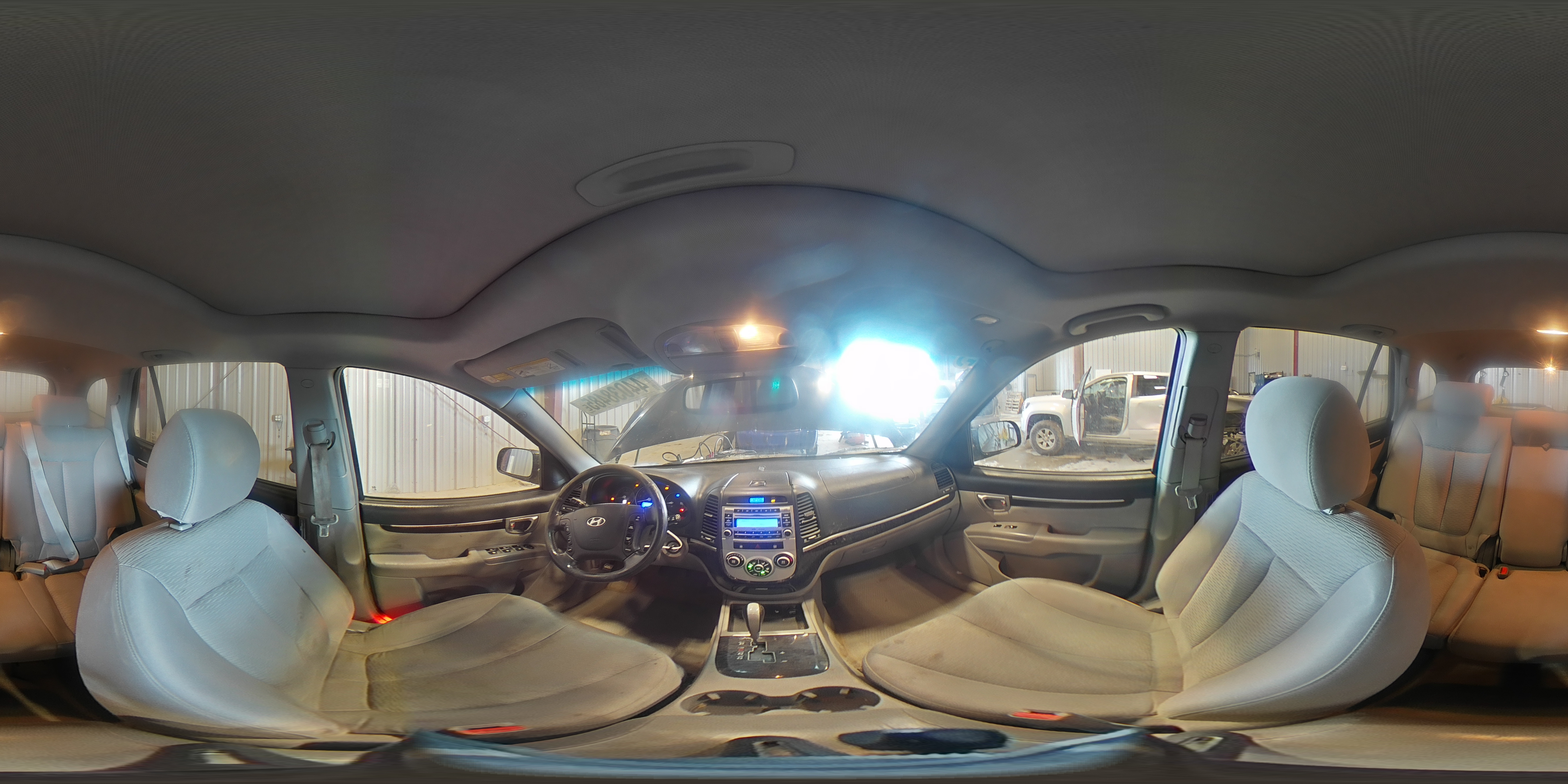 2007 Hyundai Santa Fe - Image 12