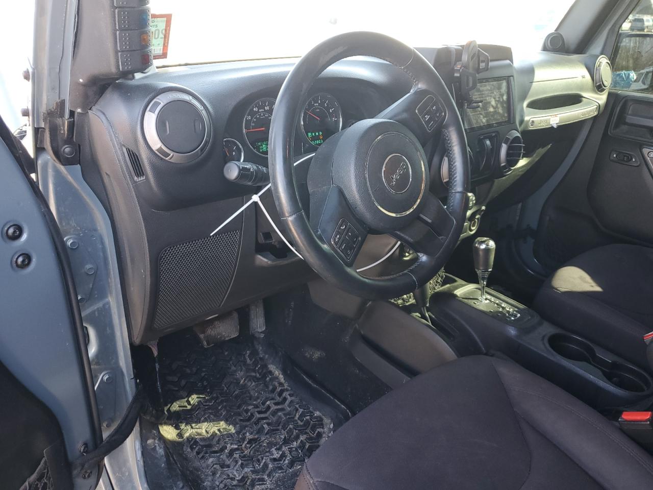 2014 Jeep Wrangler - Image 8