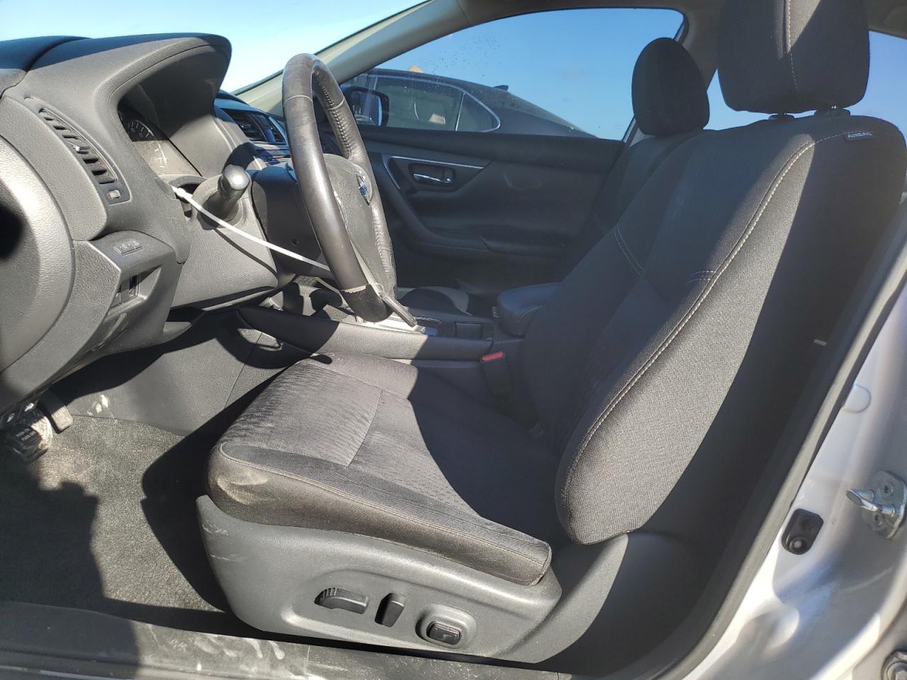 2018 Nissan Altima - Image 7