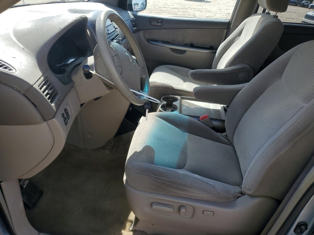 2008 Toyota Sienna - Image 7