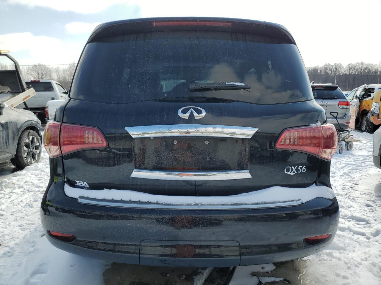 2012 Infiniti QX56 - Image 6