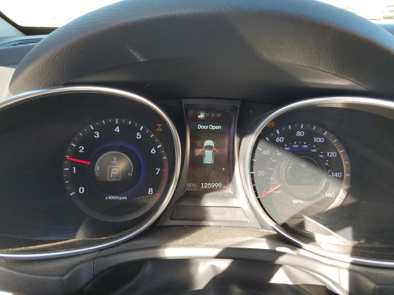 2015 Hyundai Santa Fe - Image 9