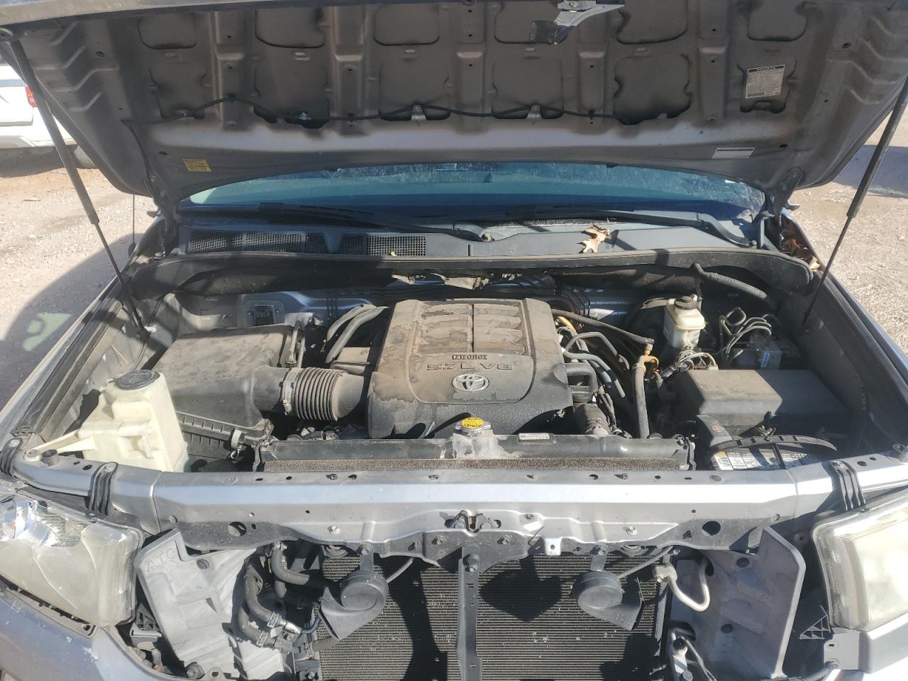 2013 Toyota Tundra - Image 12