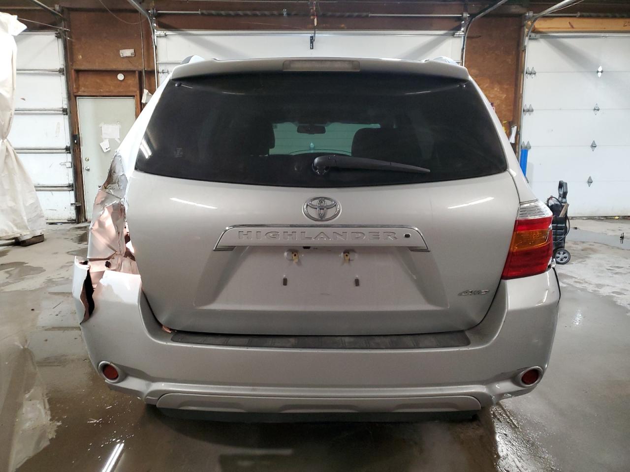 2010 Toyota Highlander - Image 6