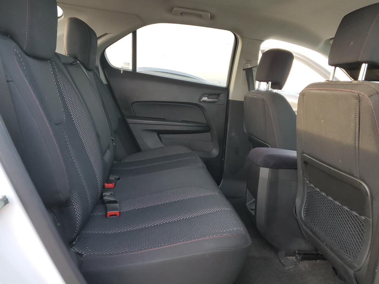 2010 Chevrolet Equinox - Image 11