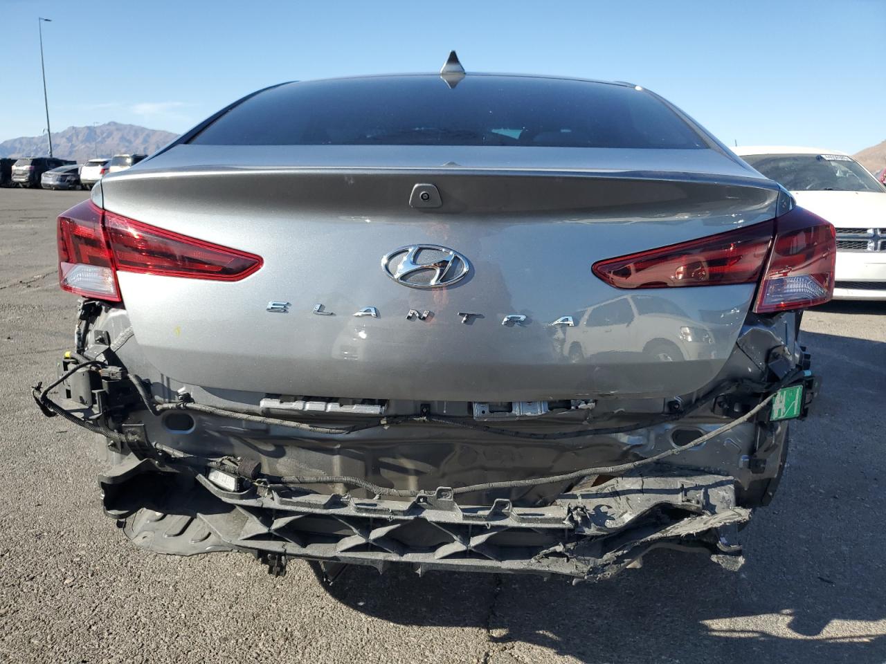 2019 Hyundai Elantra - Image 6
