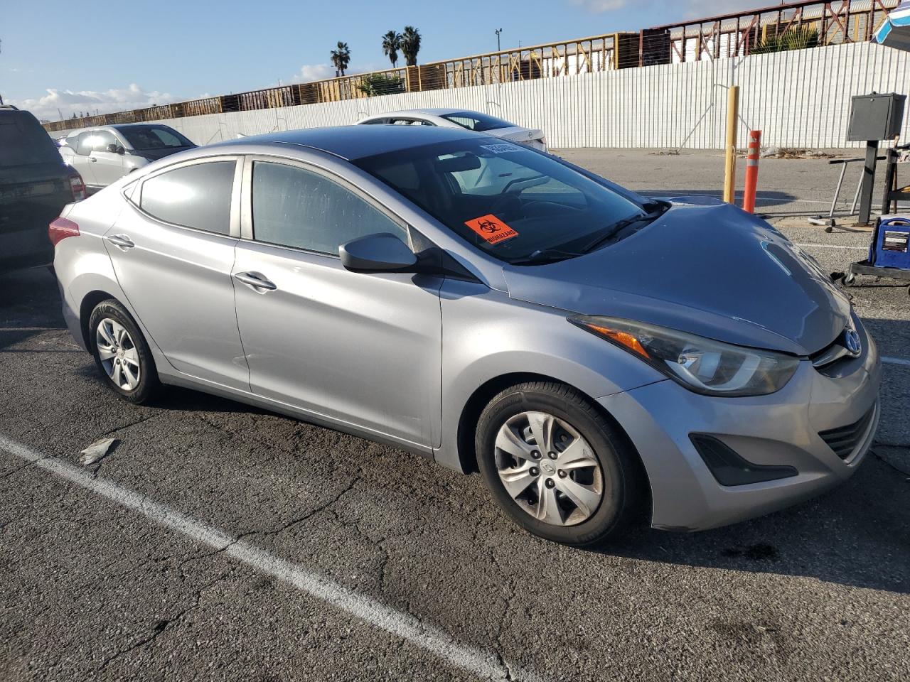 2016 Hyundai Elantra - Image 4
