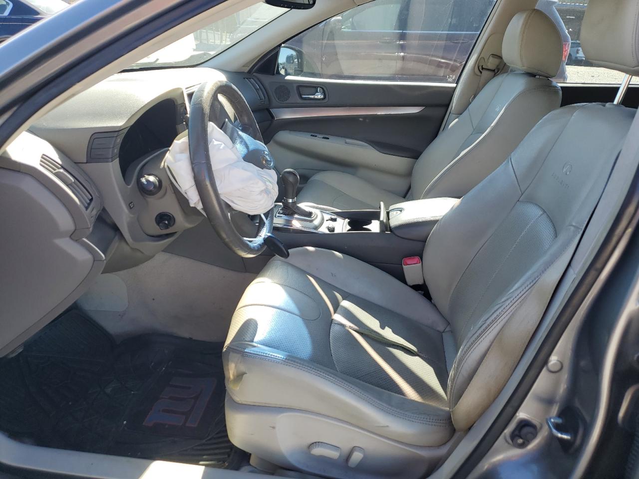 2012 Infiniti G - Image 7